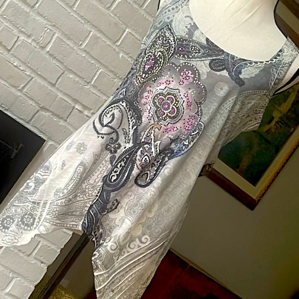 Rock n roll long tank size M | embellished long tank.